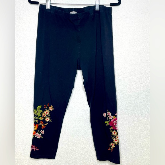 Johnny Was Pants - Johnny Was leggings embroidered floral black sz large
